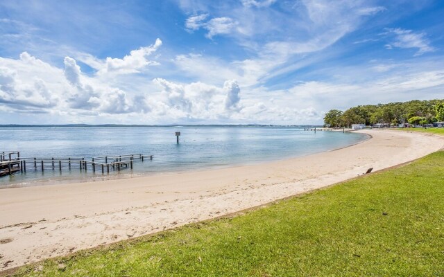 Achilles Street, 1/6