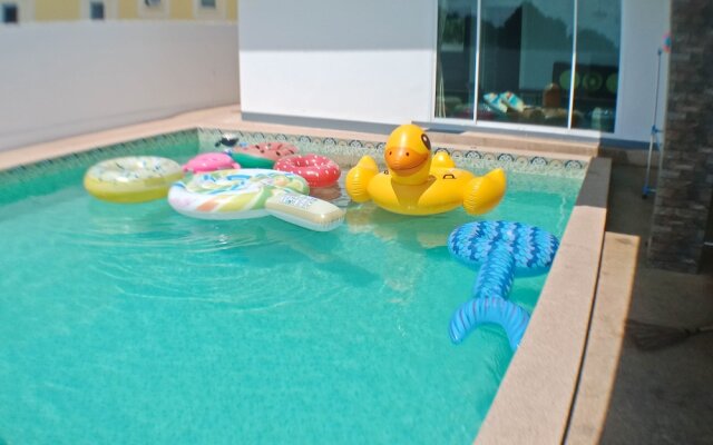 Baan Nup Tang Pool Villa