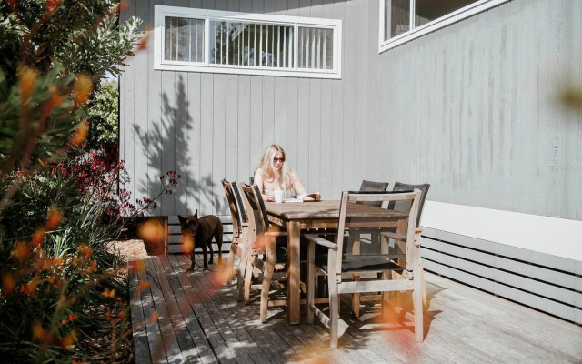 Surfside Cudmirrah Beach