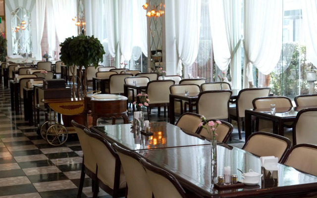 Koyo Grand Hotel