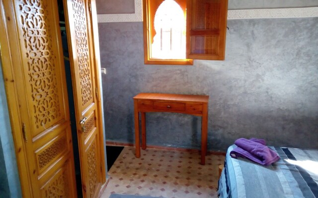 Riad Snan13