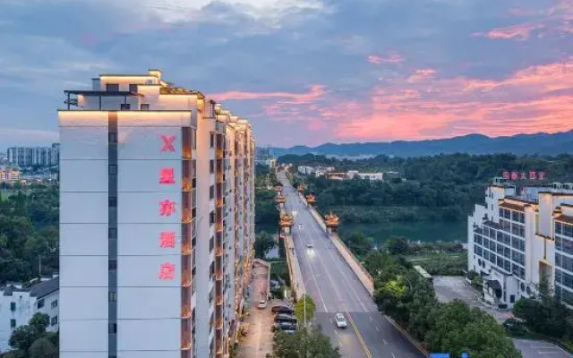 Star Hotel