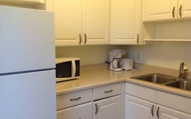 Summerland Suites