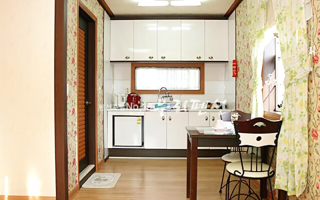 Yangpyeong Silver River Pension