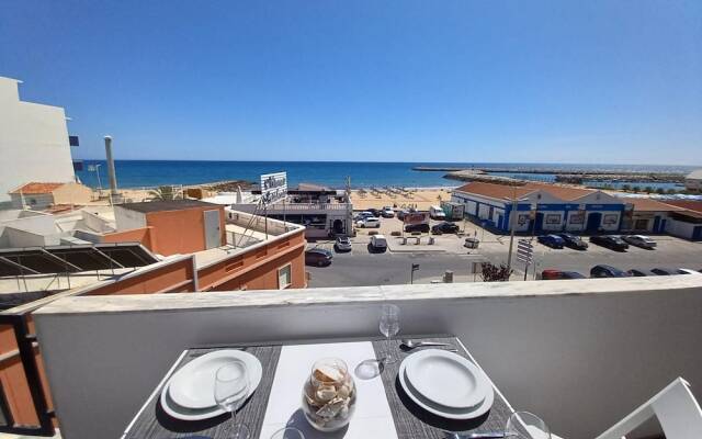 T2 Gaveto Vista Mar Frente Praia