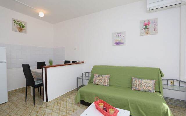 Apartment Riva Rabac / One Bedroom A1
