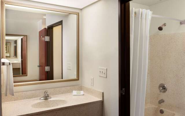 Super 8 by Wyndham Garland/Rowlett/East Dallas Area