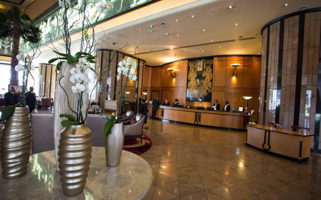 Sandton Sun & Towers