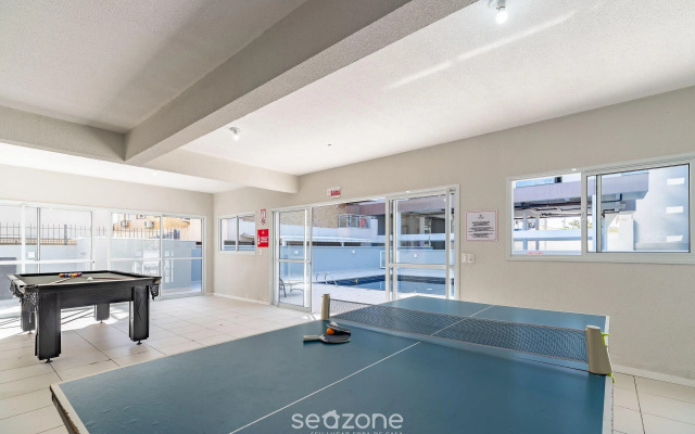 Apartamentos a 140m da praia Floripa-SC IAPs