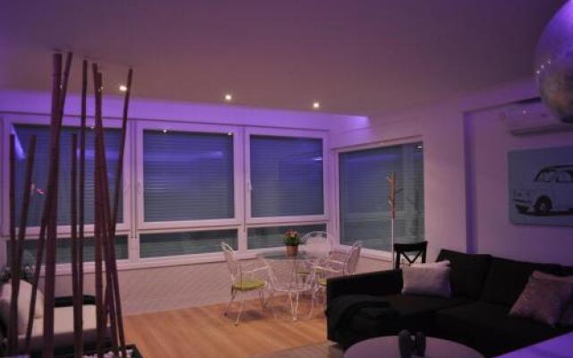 Premium Apartment Yumbo WIFI A/C