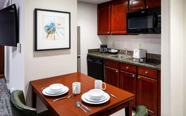 Homewood Suites by Hilton Jacksonville-South/St. Johns Ctr.