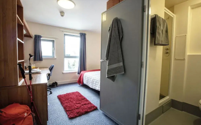 Seabraes Apartments and Rooms