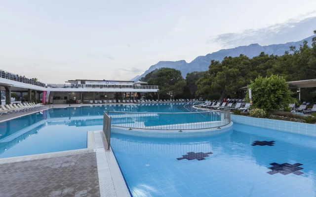 Perre La Mer Hotel Resort & Spa