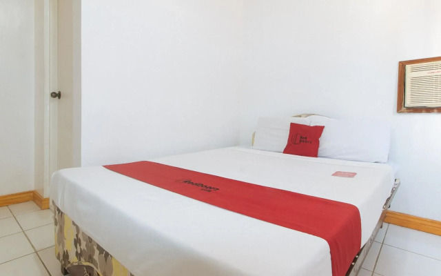 OYO 426 Coco Grove Tourist Inn