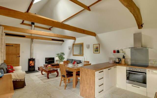 Charming Holiday Home in Faversham With Garden