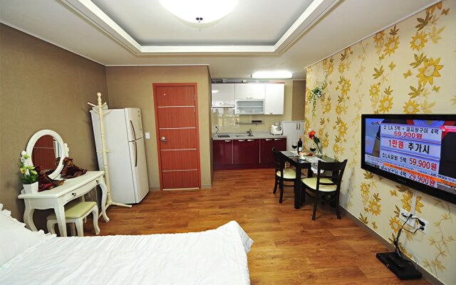 Yeongdeok Green Garden Pension