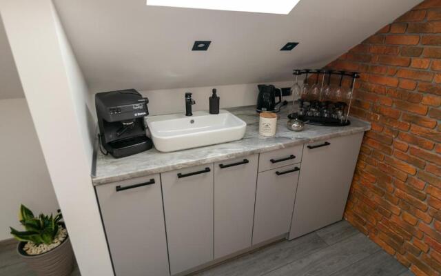 Morshyn Avenue Apartment