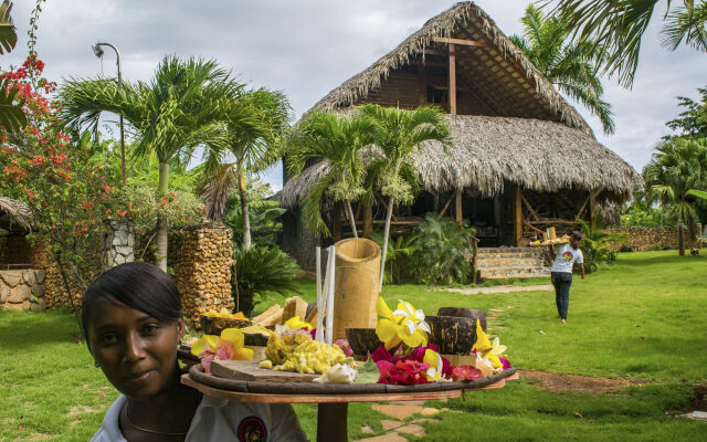 CHALET TROPICAL Hotel & Restaurant-Pizzeria