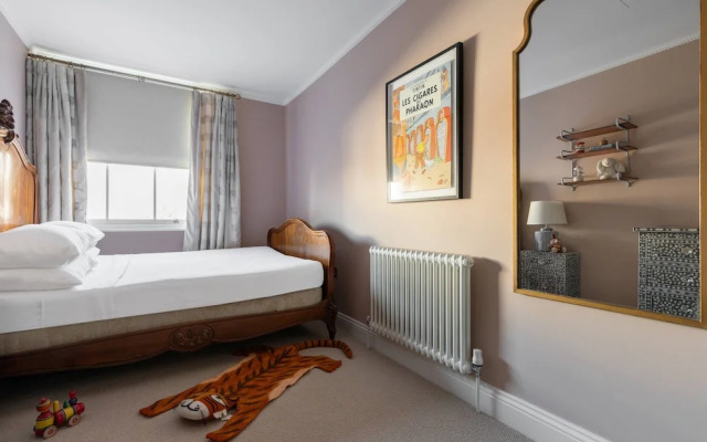 Milborne Grove by Onefinestay