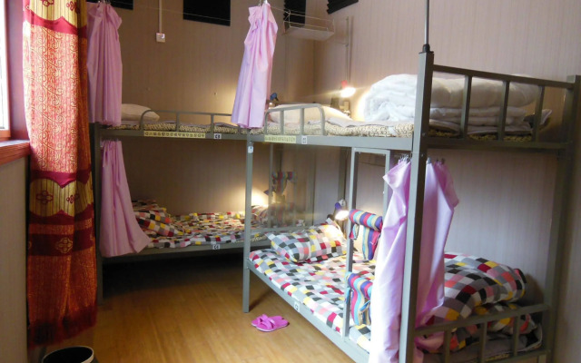 Wavetrace Hostel