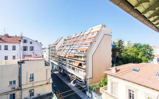 LUNG ARNO AP4300 By Riviera Holiday Homes