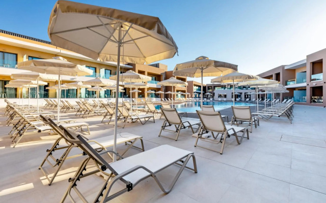 White Olive Elite Laganas - All Inclusive