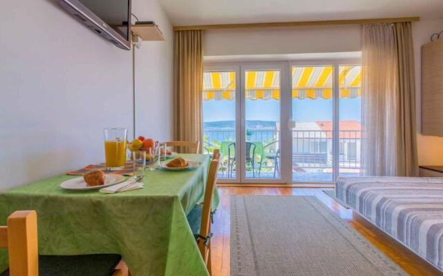 Apartments in Crikvenica 39516