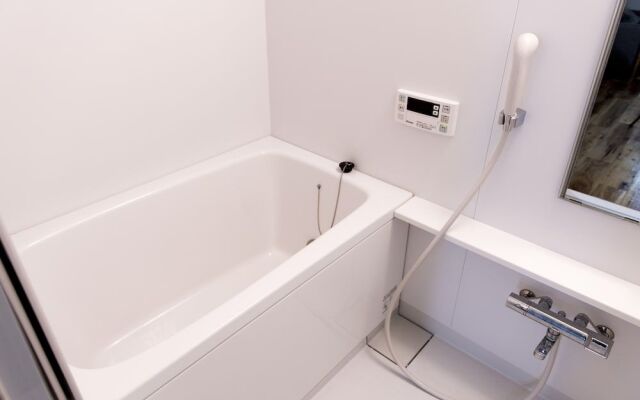 ZAITO Tokyo Kikukawa Economy Inn
