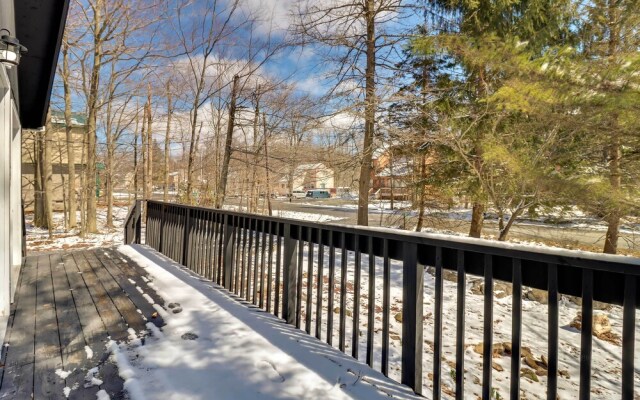 Tobyhanna Vacation Home w/ Community Pool Access