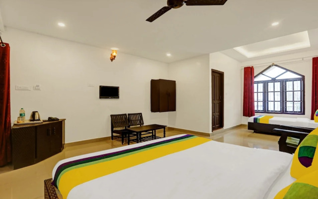Itsy Hotels Regalia Grand, 500 Mtrs From Madikeri Fort