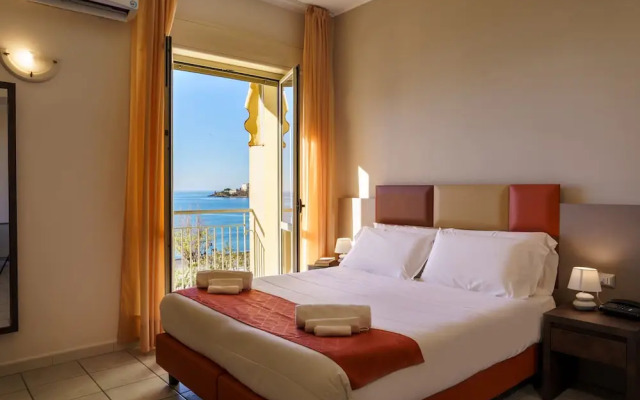 Hotel Tirreno