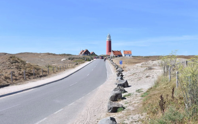 Peaceful Villa in De Koog near Sea