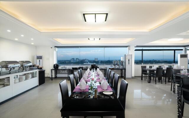 The Hub Hotel