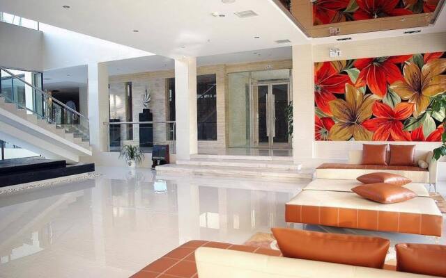 Yijin Business Hotel