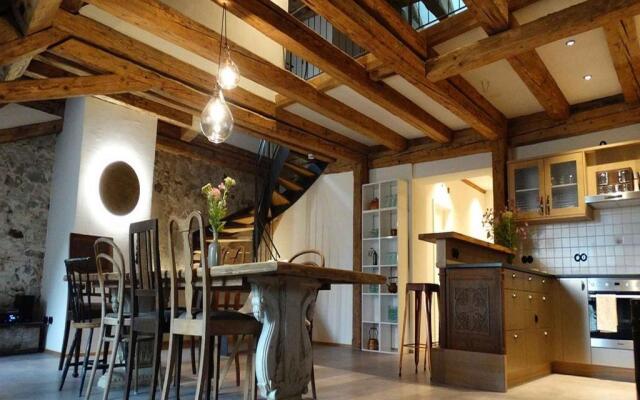Loft 1728