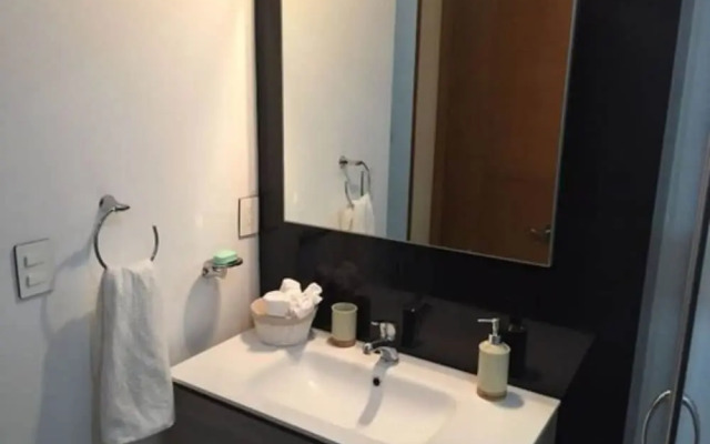 Condo Meni by Villas HK28