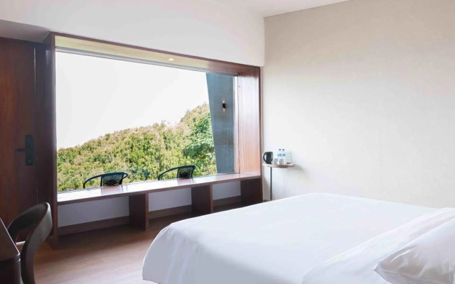ARTOTEL Cabin Bromo