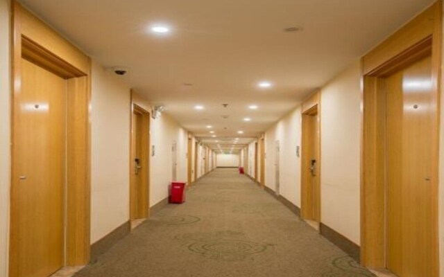 GreenTree Inn Zhanjiang Haitian Bus Station Business Hotel