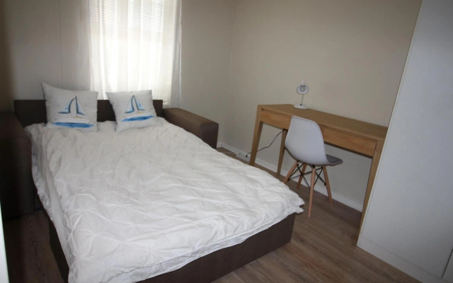 Tamboerskloof 2 bed apartment