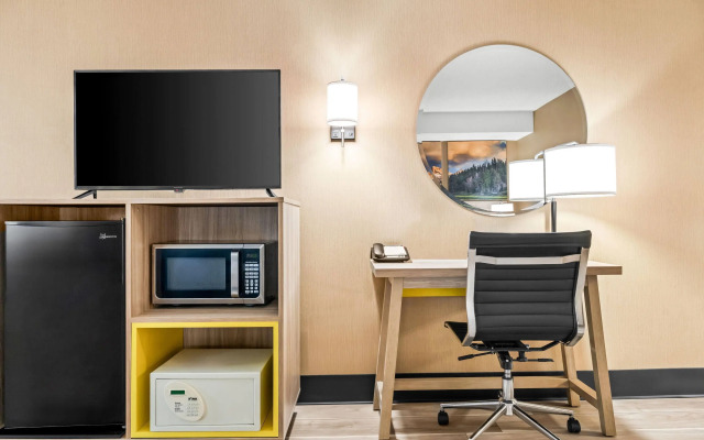 Days Inn by Wyndham Helena