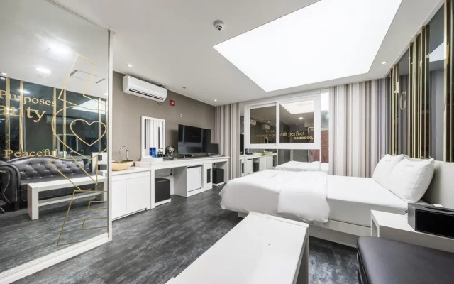 Seongju Haneul Punggyeong Motel