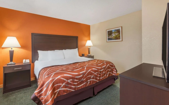 Baymont Inn & Suites Midland
