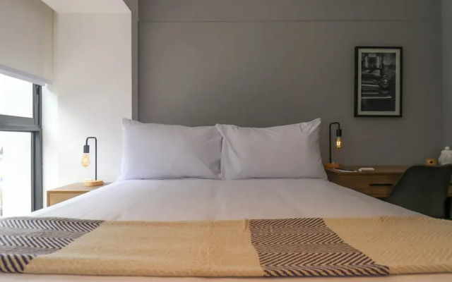 w Magnificent 2BR w Great Balcony in San Isidro