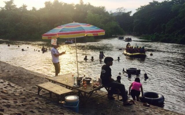 River & Mountain resort