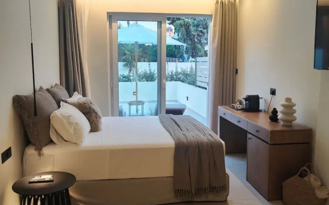Rhotheon Suites in Ialysos Rhodes