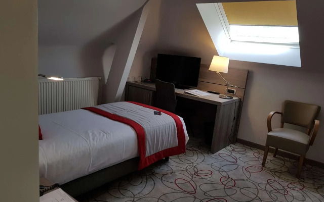 Ibis Styles Charleroi Airport Aero 44