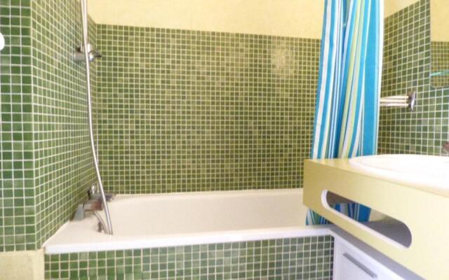 Appartement Arette, 1 pièce, 4 personnes - FR-1-602-31