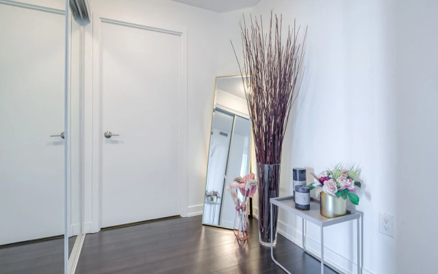 Waterfront Luxury Suites - фото 4