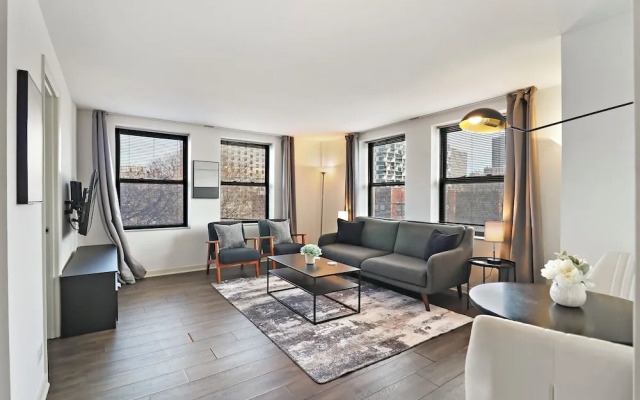 Explore this 2BR Apt - Blackwood rep