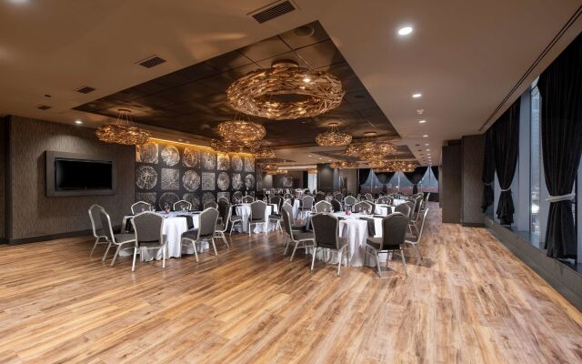 Hilton Garden Inn Pittsburgh Downtown